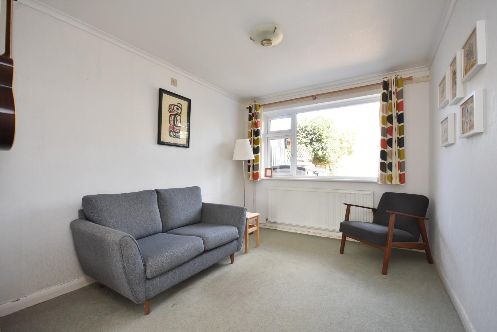 3 Hastings Close, Penarth, CF64 2TH